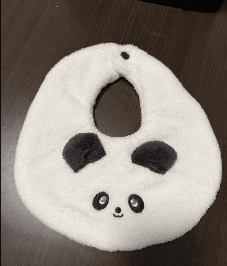 白黒つけがたい可愛さのパンダ版スタイ。ハンギョドンの強力なライバル出現（画像提供：HIMAYURIさん）