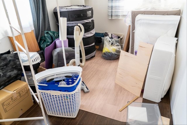 家の中に残っている荷物は撤去する