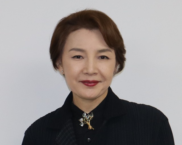 宝塚歌劇団元星組トップスター・麻路さき