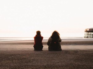 恋人同士には不向きだった貴方へ、来世は必ず「友達」でいよう