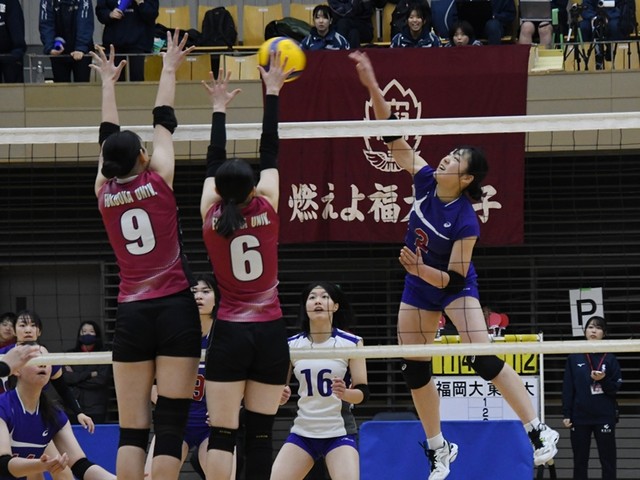 バレー - 【写真】女子は東京女子体育大学が、55年ぶり2度目の優勝