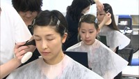 魅力を引き出すメークとは？化粧品専門店のスタッフが技術を競う　香川