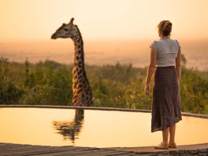 私が泳げなかったから、先生に頭を無理やり掴まれ水底へ沈められた