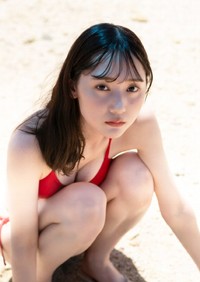 高井真菜 デジタル限定写真集「高井です。～Another Edition～」（ワニブックス、撮影・矢西誠二）より