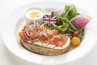 PLAY! CAFE「オープンサンド　スモークサーモンスープ付き」￥1,680（税込）