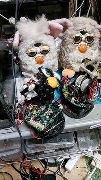 ファービーの修理も多いそうです