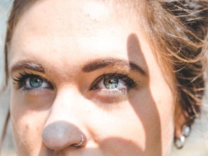 変わる顔が楽しくてハマったメイク。着飾らない私の顔も「いいかも」