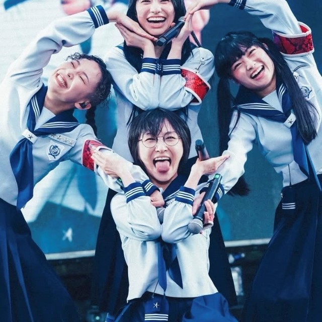 新しい学校のリーダーズ・KANONインスタグラム(@kanon_leaders)より