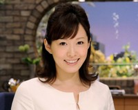 村西利恵アナウンサー＝2010年