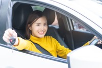 カーライフにかけられる資金についてどのような印象をお持ちですか※画像はイメージです （KMPZZZ/stock.adobe.com）
