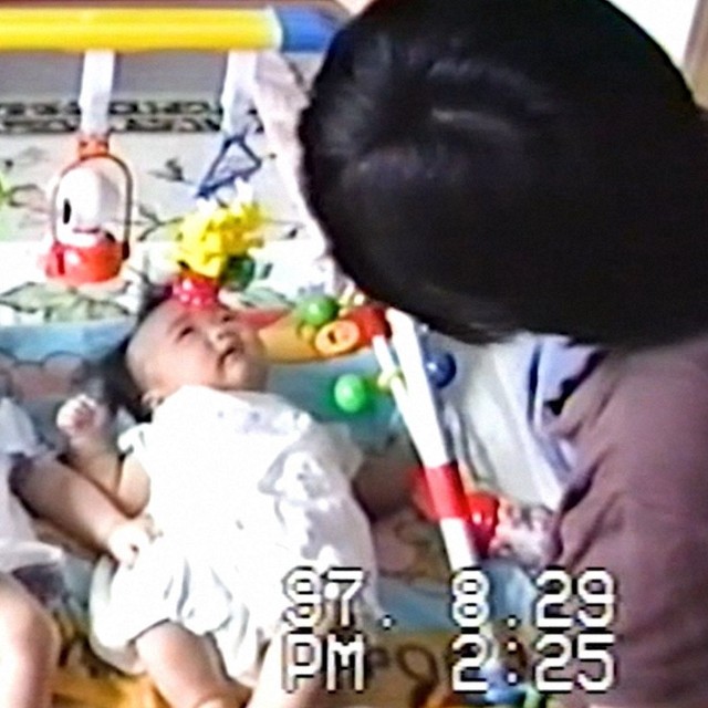 夫・多聞さん（左）と妻・実央さん＝「新婚さんいらっしゃい！」ⓒABCテレビ