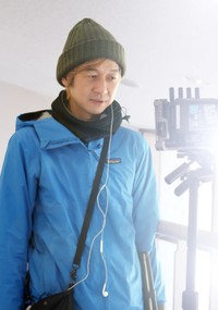 「あなたの息子ひき出します！」深川栄洋監督©2026 タンダードフィルム合同会社スタンダードフィルム合同会