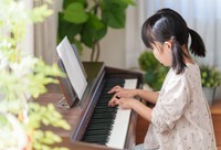 好きな曲を弾けるようになると楽しい…　※画像はイメージです（polkadat/stock.adobe.com）