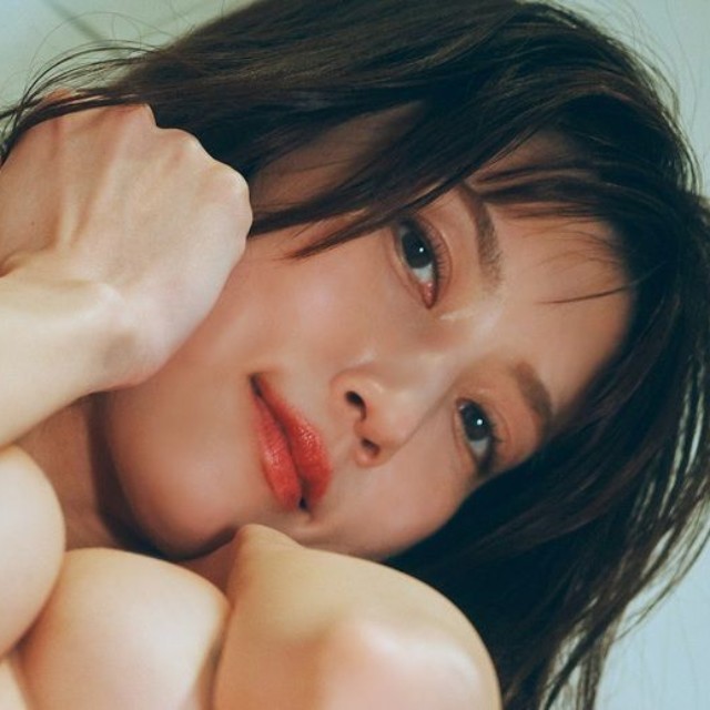 板野優花(C)光文社/週刊FLASH 写真◎岡本武志