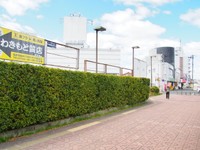 駅南側はロータリーはない