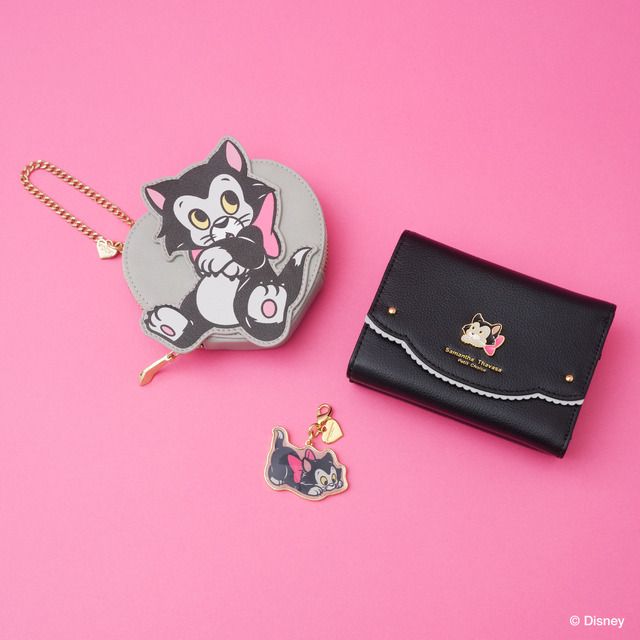 ねこねこ様リクエスト品！蝶標本　ロキシャスウスバ　ペア マリー、ルシファー…ディズニー猫キャラクターコレクション発売