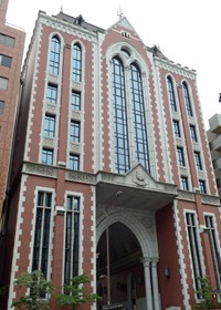 慶応義塾大学