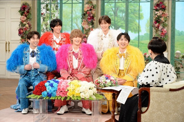 「徹子の部屋」  黒柳徹子(右)、M!LK＝テレビ朝日提供