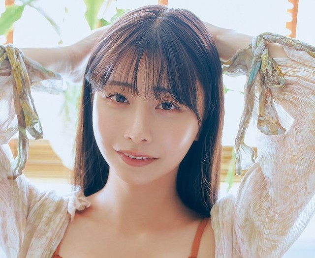 鈴木優香「週刊SPA! 」(扶桑社)5月5・12日合併号より＝撮影／岡本武志 ヘアメイク／山下景子 スタイリング／和田千星