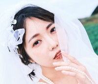 「戸田真琴フォトブック Makolin is」(東京ニュース通信社刊)より