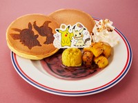 ピカチュウとミミッキュの”かげうち”さつま芋ナッツパンケーキ