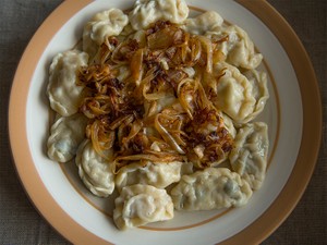 ポーランド料理はパッチワーク　手の込んだ伝統の味もインスタントで楽々