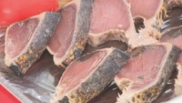 わら焼きカツオのたたきなど　JR高松駅で高知県の特産品販売　香川