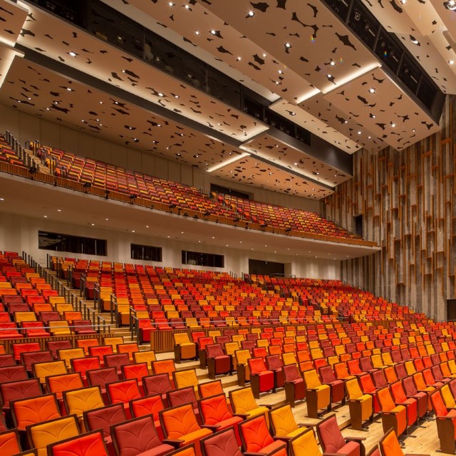 「東京建物 Brillia HALL 箕面」の客席（東京建物HPより引用）