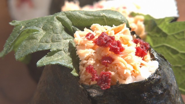 人気1位　梅しそ鮭346円