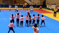 南輝ドッジボールクラブ（手前）　夏の全国小学生ドッジボール選手権　群馬・高崎市　8月16日