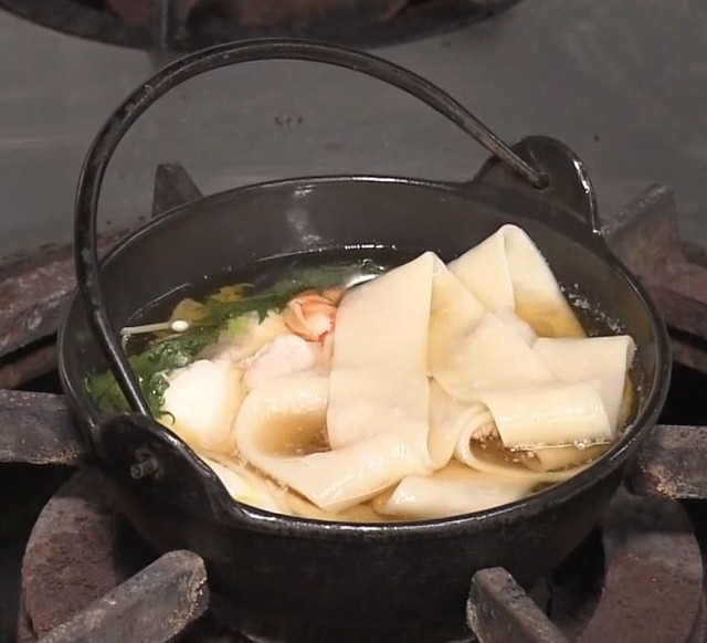 なが～くて幅の広いうどん？　モッチモチの玉島名物「しのうどん」　岡山・倉敷市