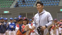 元阪神タイガース・原口文仁さんが小豆島で野球教室　小中学生の前で豪快なバッティングを披露　香川