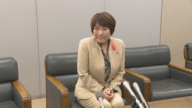 阿部俊子さん（自民・前）　2024年10月