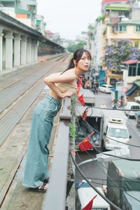 逢田珠里依写真集「夏はジュリイ」©集英社／細居幸次郎