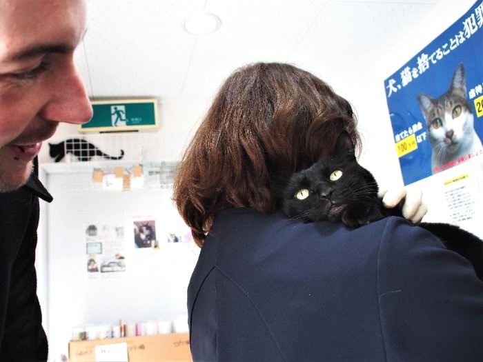 マリちゃんの元気ぶりにうれしそうなファビアンさん