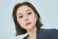 村重杏奈