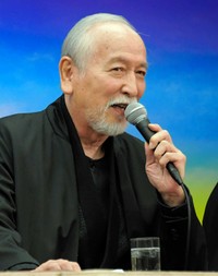 心筋梗塞から復帰1作目となる舞台の会見に出席した村井國夫＝2020年1月16日撮影