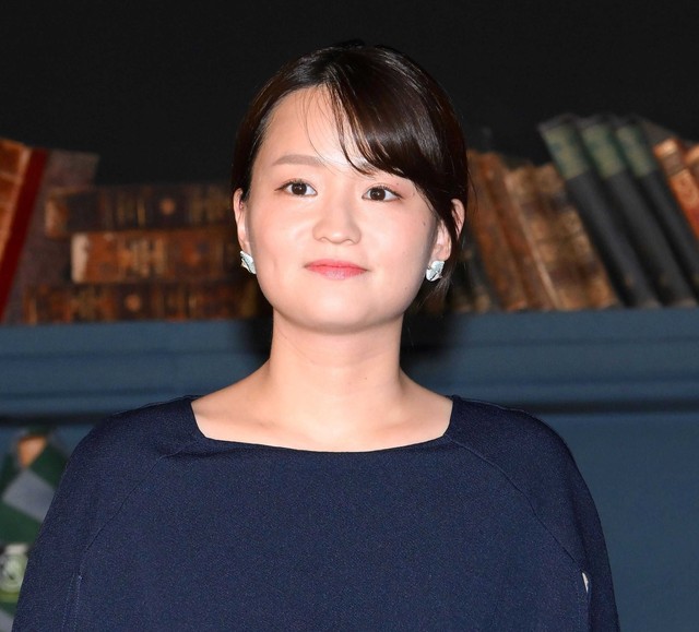 篠原梨菜アナウンサー