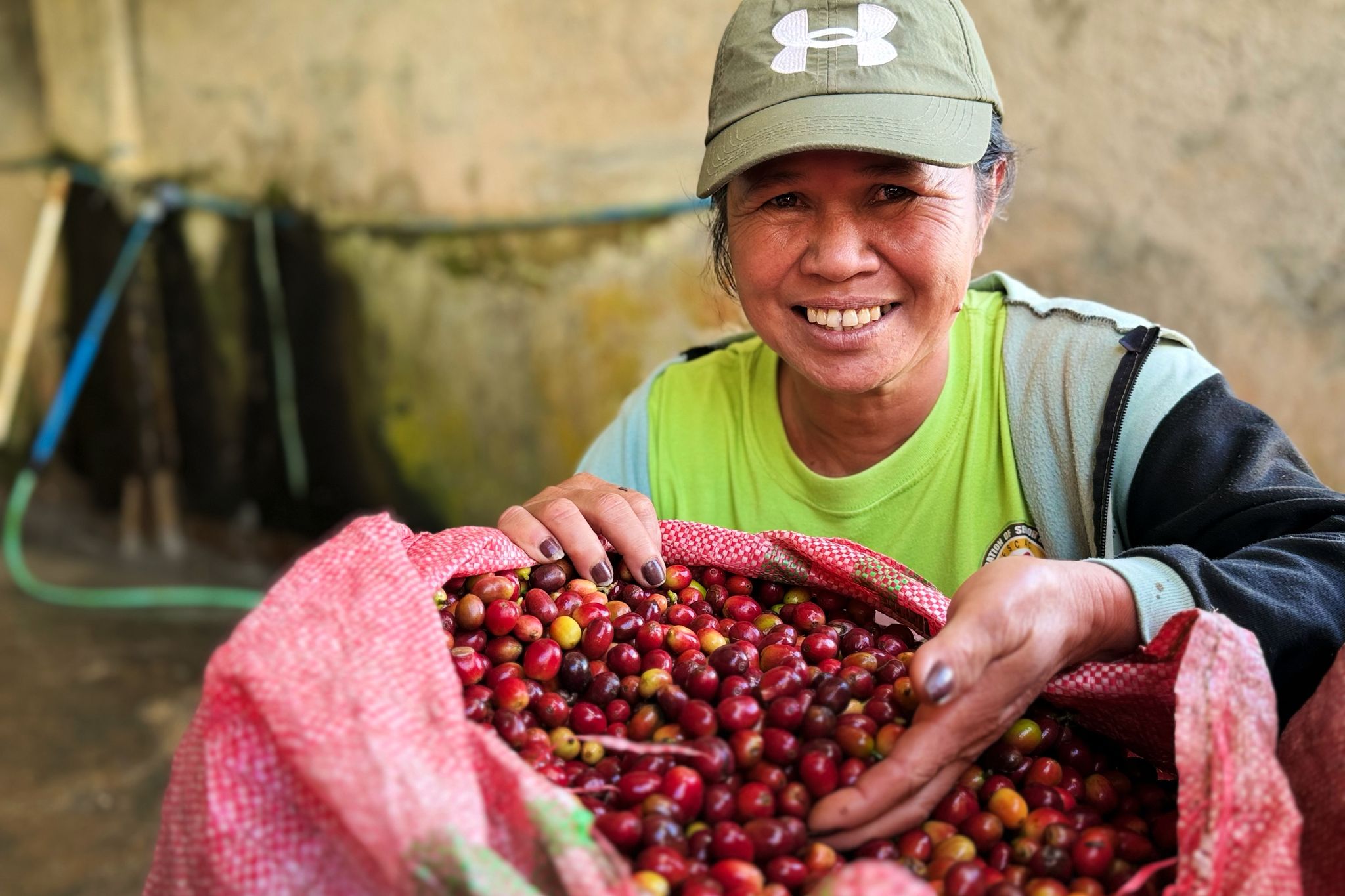 コーヒーに懸ける人々 アポ山が育む奇跡の1杯【フォトギャラリー】