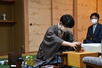 藤井聡太王将（提供・日本将棋連盟）