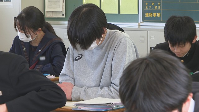 香川大学教育学部付属坂出中学校で始まった「制服について考えるウィーク」