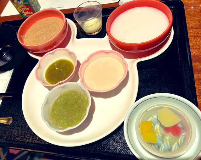 東京ディズニーランドのレストランで提供されるペースト加工サービスが話題に（ふぢ●らさん提供）