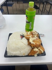 量がとんでもないお弁当（提供：ｼﾊﾞｻﾝさん）