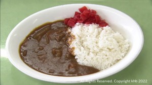 物価高の中で学生を支援　東北工業大学の学食で１００円カレーを提供