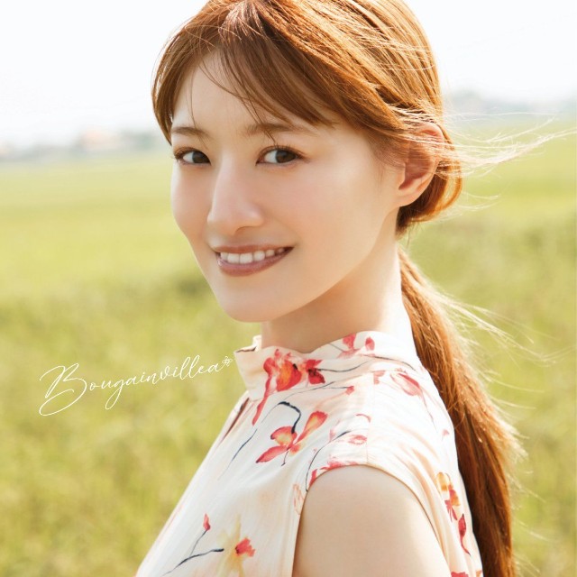 中田花奈 写真集「Bougainvillea」ⓒ菊池泰久／講談社
