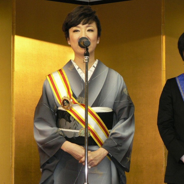 松任谷由実（左）と正隆氏＝2007年