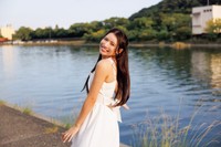 「藤渡小百合ファースト写真集 ノーガード」（撮影：清田大介、玄光社）