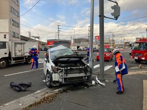車同士衝突　１人死亡４人けが　死亡したのは１６歳の男性会社員　仙台・泉区