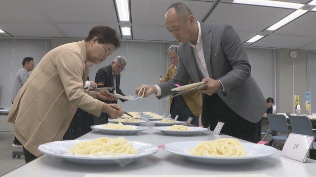 「さぬきの夢」うどん技能GP　過去の審査の様子