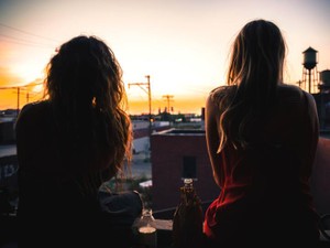 「なぜ海外の大学に」帰国子女でも英語が特別できるでもない彼女に疑問をもった